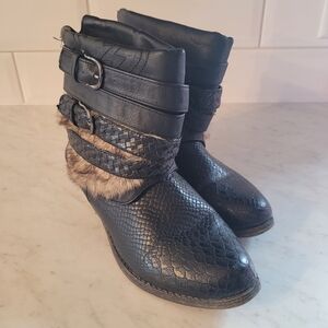 Ankle boots faux fur and leather cowboy style in black size 7'5